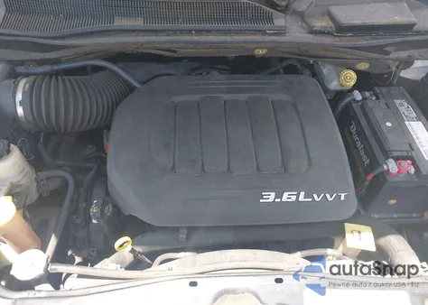 2012 Dodge Grand Caravan Crew from USA, damaged, VIN 2C4RDGDG8CR100563